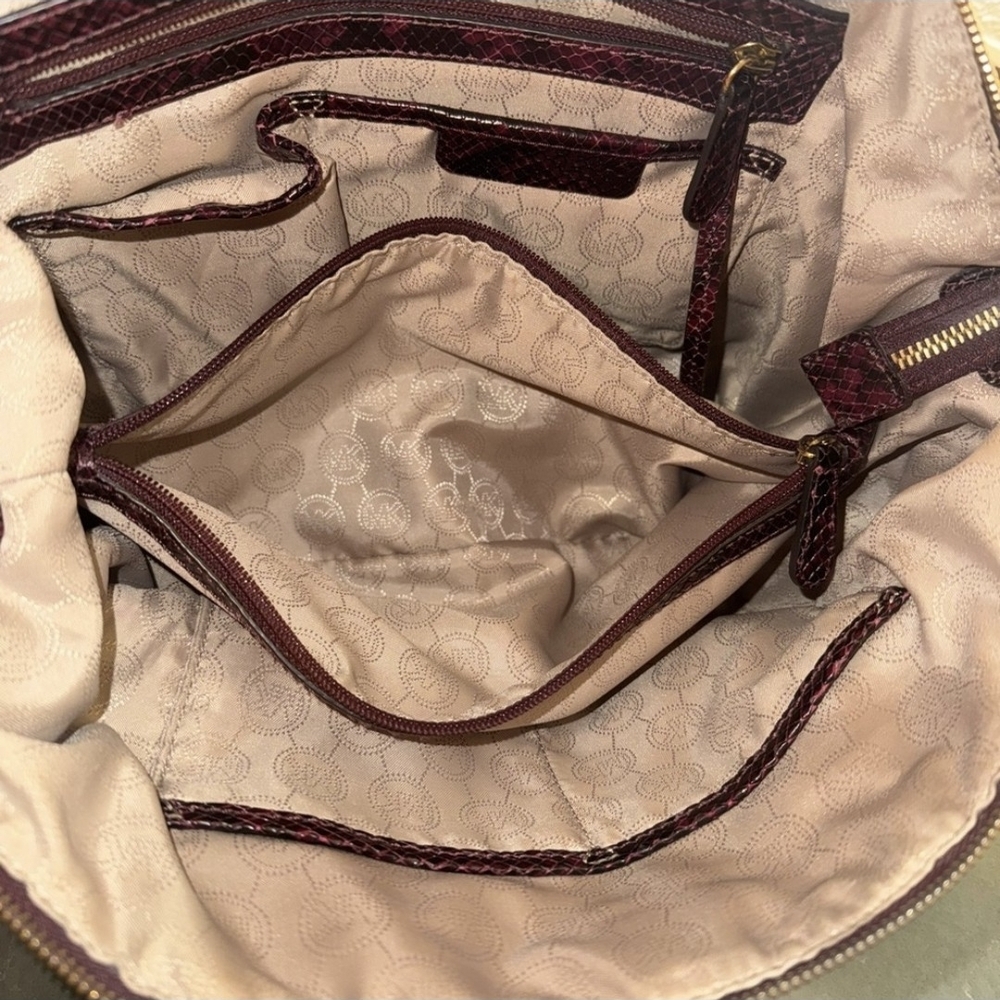 VEUC Michael Kors Riley Burgundy & Black Python Leather Satchel With Dusty - Picture 7 of 9